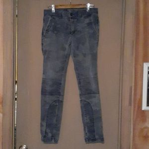 Zara man skinny Jean's camo